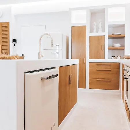 Cocopalm Naxos Apartmanhotel 4*