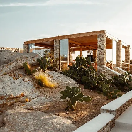 Apartmanhotel Cocopalm Naxos 4*